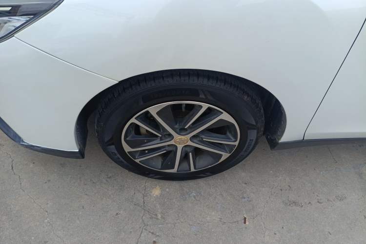 Used Venucia D60 2020 1.6L XL CVT Enjoyment Edition Left Front Wheel Hub
