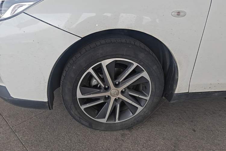 Used Venucia D60 2020 1.6L XE CVT Enjoyment Edition Left Front Wheel Hub