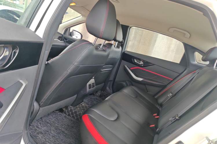 Used Venucia D60 2020 1.6L XE CVT Enjoyment Edition Left Rear Seat