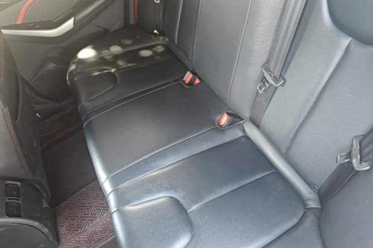 Used Venucia D60 2020 1.6L XL CVT Enjoyment Edition Left Rear Seat