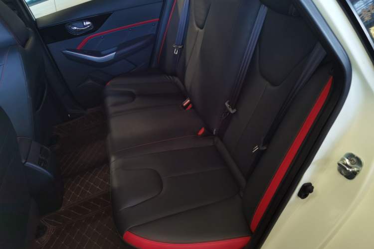Used Venucia D60 2020 1.6L XL CVT Enjoyment Edition Left Rear Seat