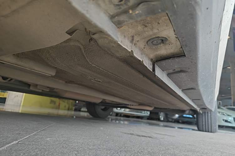 Used Venucia D60 2020 1.6L XE CVT Enjoyment Edition Left Side Sill