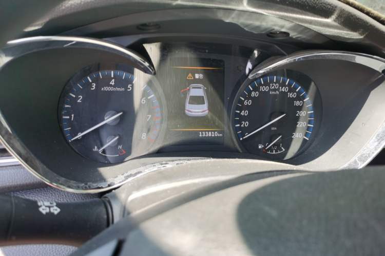 Used Venucia D60 2020 1.6L XL CVT Enjoyment Edition Odometer Close Up
