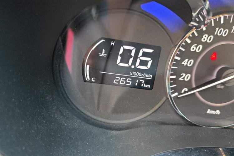 Used Venucia D60 2020 1.6L XE CVT Enjoyment Edition Odometer Close Up