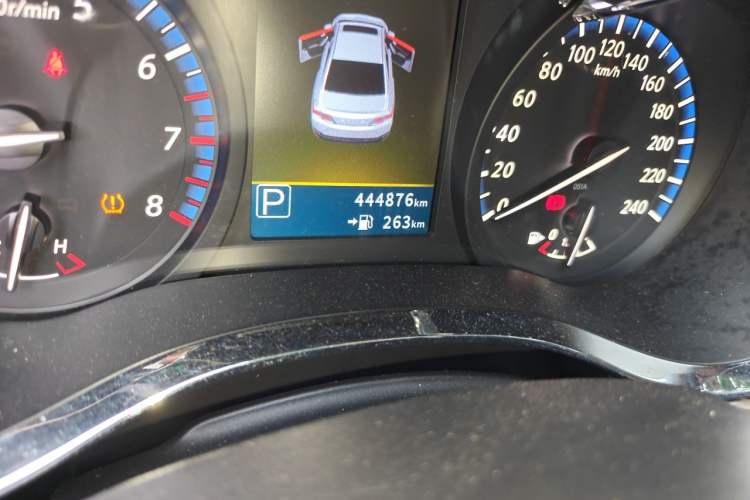 Used Venucia D60 2020 1.6L XL CVT Enjoyment Edition Odometer Close Up