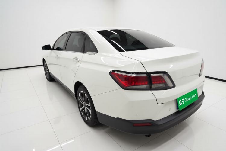 Used Venucia D60 2020 1.6L XL CVT Enjoyment Edition Rear Left 45 Deg
