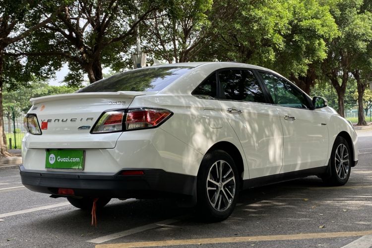 Used Venucia D60 2020 1.6L XL CVT Enjoyment Edition Rear Right 45 Deg