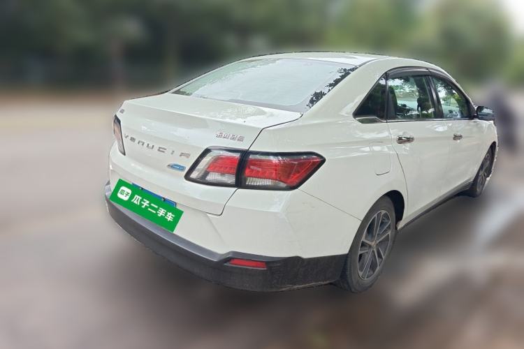 Used Venucia D60 2020 1.6L XL CVT Enjoyment Edition Rear Right 45 Deg