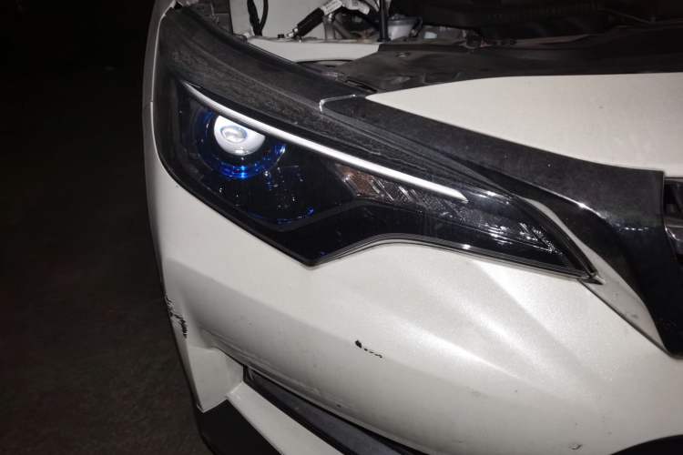 Used Venucia D60 2020 1.6L XL CVT Enjoyment Edition Right Front Headlight