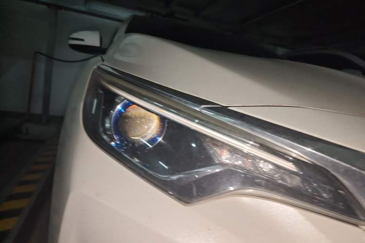 Used Venucia D60 2020 1.6L XL CVT Enjoyment Edition Right Front Headlight