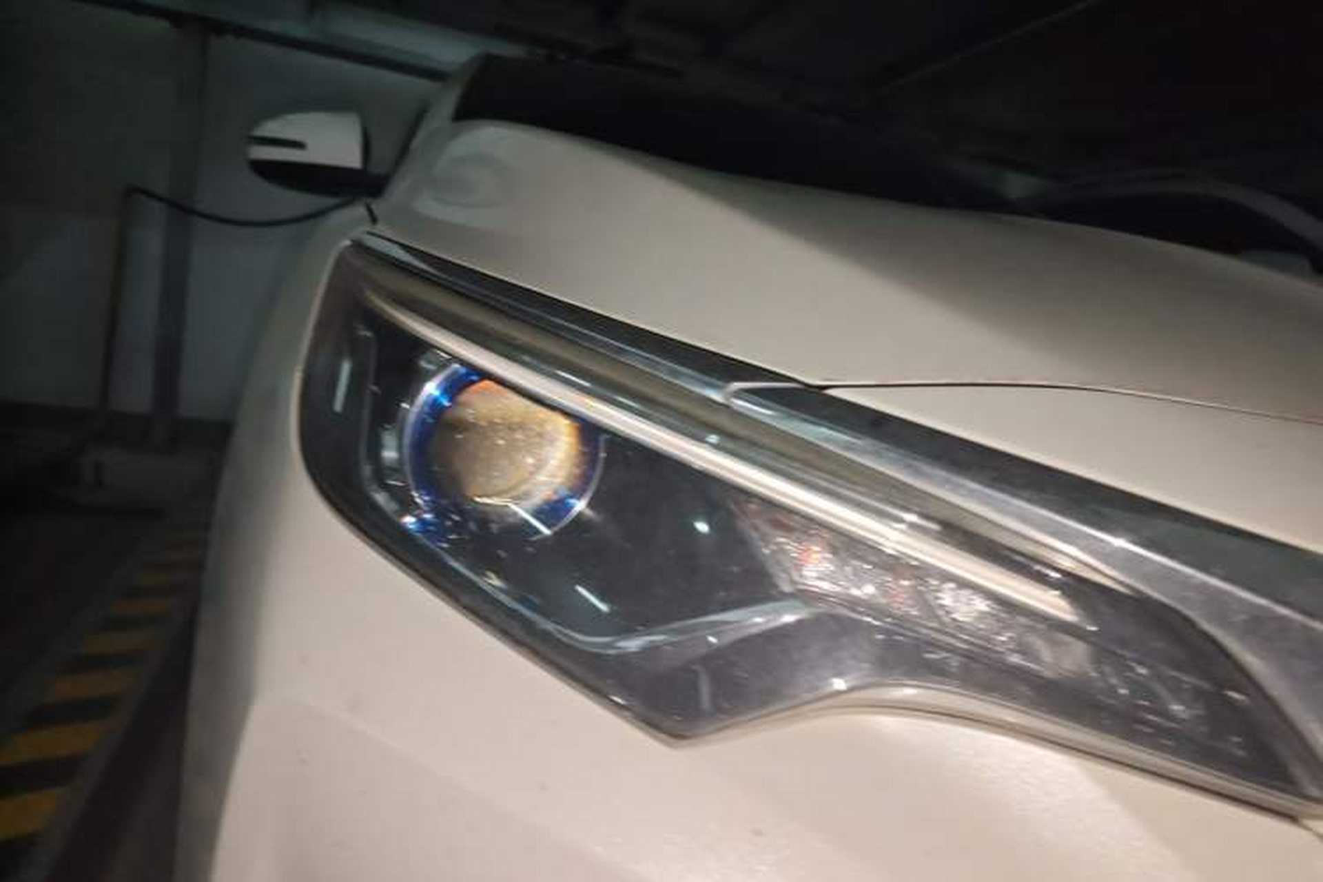 Used Venucia D60 2020 1.6L XL CVT Enjoyment Edition Right Front Headlight