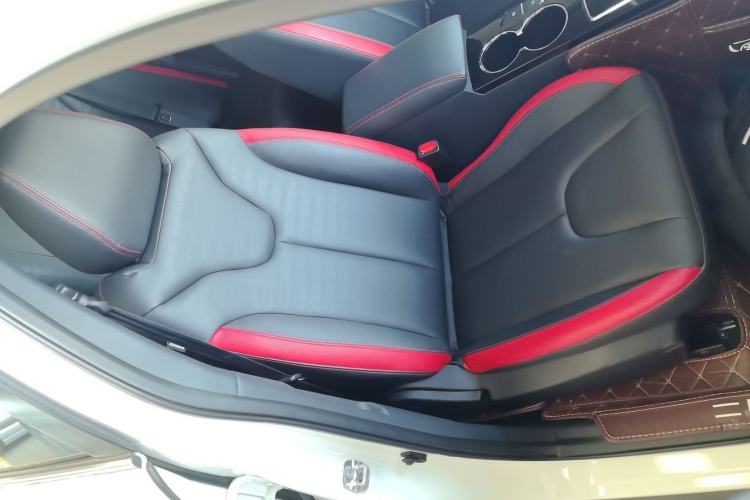 Used Venucia D60 2020 1.6L XL CVT Enjoyment Edition Right Front Seat