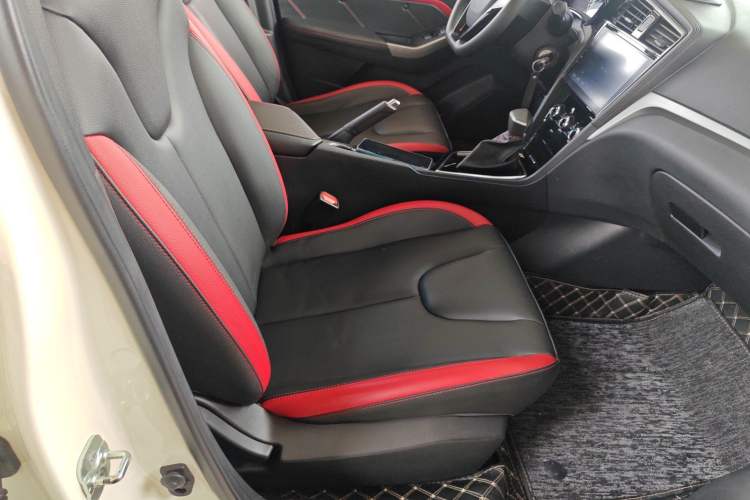 Used Venucia D60 2020 1.6L XE CVT Enjoyment Edition Right Front Seat