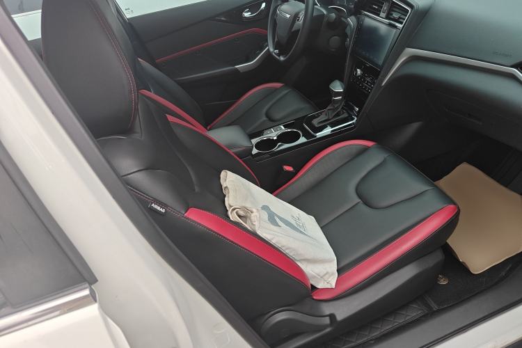 Used Venucia D60 2020 1.6L XL CVT Enjoyment Edition Right Front Seat