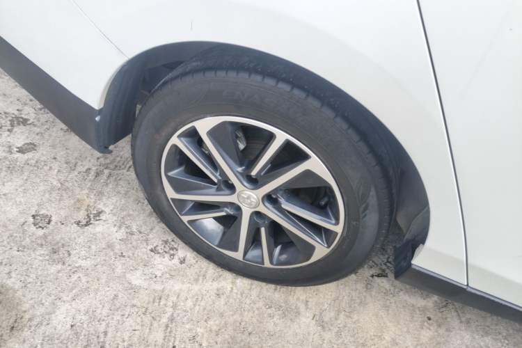Used Venucia D60 2020 1.6L XL CVT Enjoyment Edition Right Rear Wheel Hub