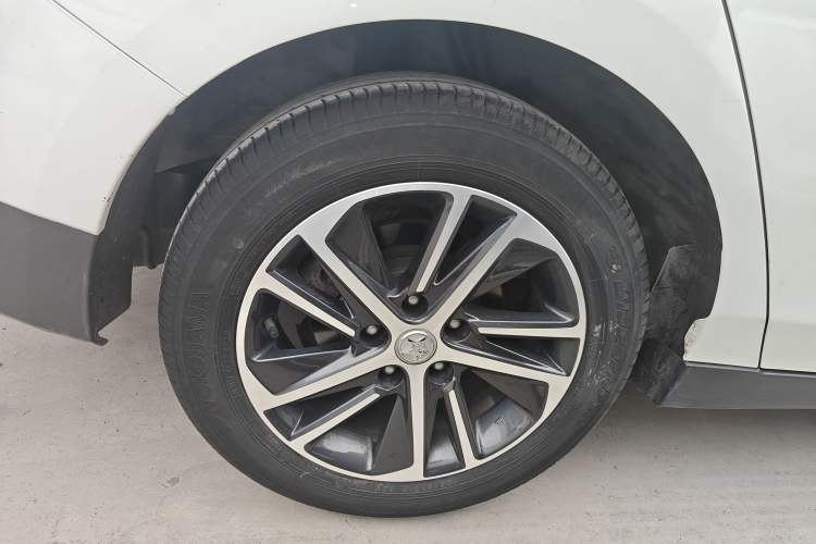 Used Venucia D60 2020 1.6L XL CVT Enjoyment Edition Right Rear Wheel Hub