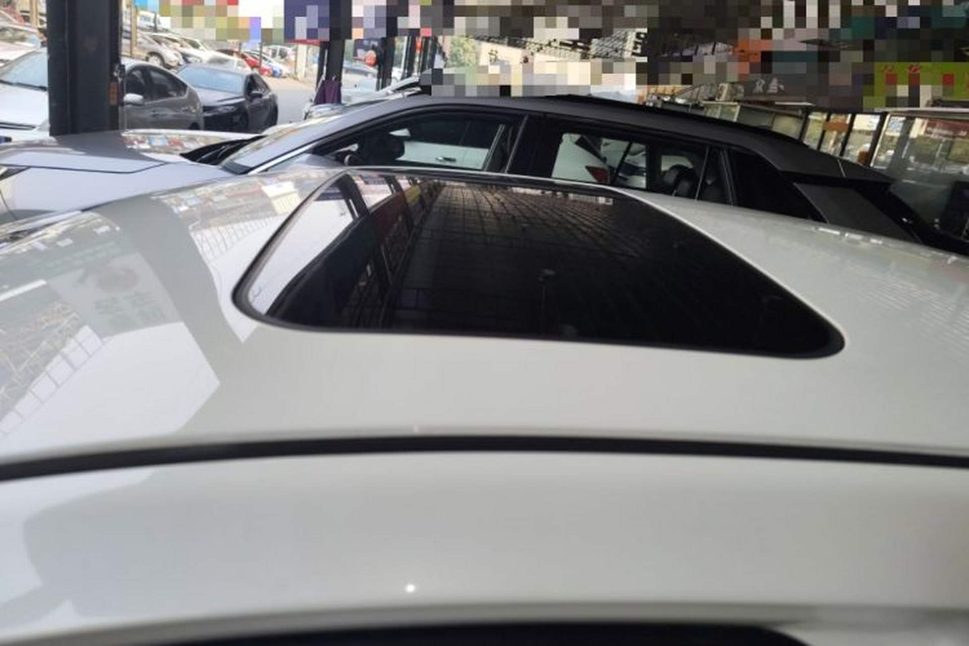 Used Venucia D60 2020 1.6L XL CVT Enjoyment Edition Roof