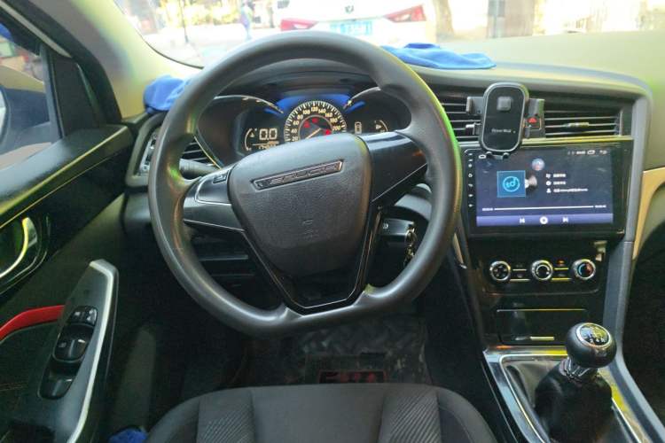 Used Venucia D60 2020 1.6L Entry Manual Comfort Edition Steering Wheel