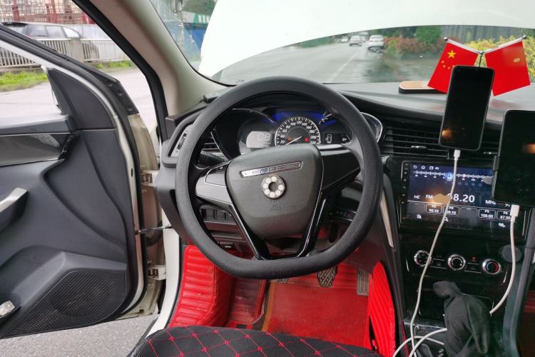 Used Venucia D60 2020 1.6L Entry Manual Comfort Edition Steering Wheel