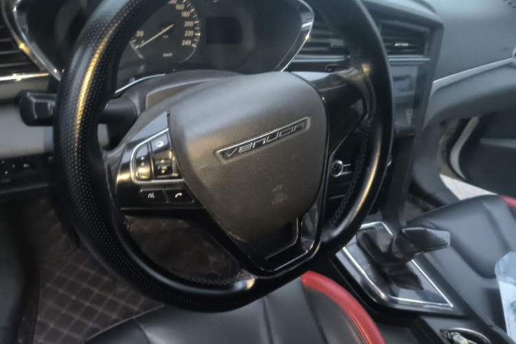 Used Venucia D60 2020 1.6L XE CVT Enjoyment Edition Steering Wheel