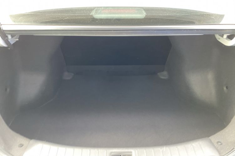 Used Venucia D60 2020 1.6L XL CVT Enjoyment Edition Trunk
