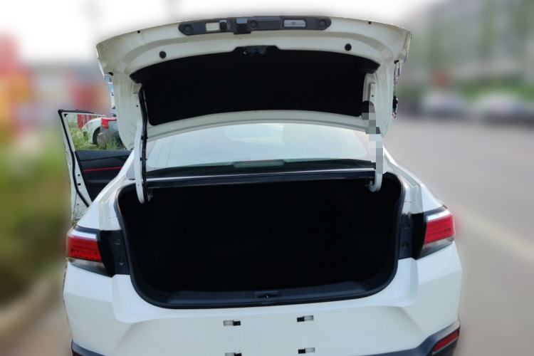 Used Venucia D60 2020 1.6L Entry Manual Comfort Edition Trunk