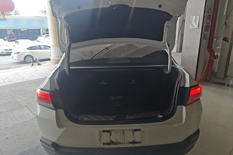 Used Venucia D60 2020 1.6L XE CVT Enjoyment Edition Trunk