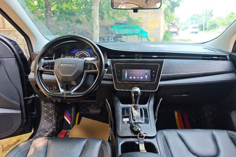 Used Venucia D60 2021 PLUS 1.6L XL CVT Yue Ling Edition Center Console