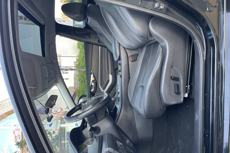 Used Venucia D60 2021 PLUS 1.6L XV CVT Smart Edition Interior 3