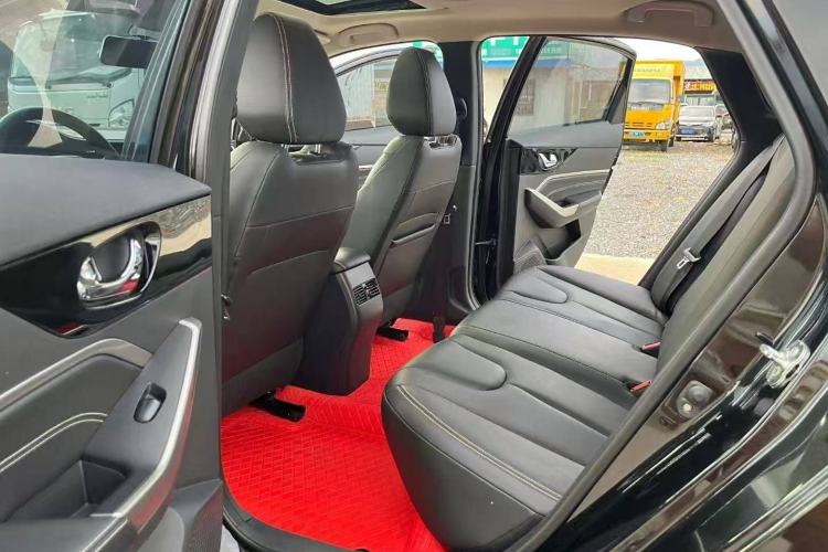 Used Venucia D60 2021 PLUS 1.6L XL CVT Yue Ling Edition Interior 3