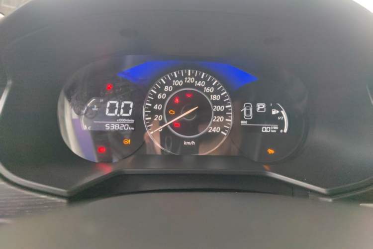 Used Venucia D60 2021 PLUS 1.6L XL CVT Yue Ling Edition Odometer Close Up