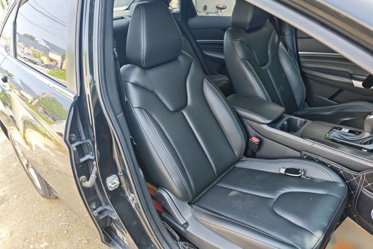 Used Venucia D60 2021 PLUS 1.6L XL CVT Yue Ling Edition Right Front Seat