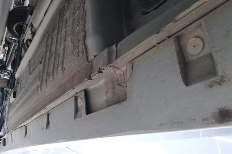 Used Venucia D60 2021 PLUS 1.6L XL CVT Yue Ling Edition Left Side Sill