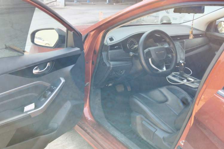 Used Venucia D60 2021 PLUS 1.6L XL CVT Yue Ling Edition Driver Seat