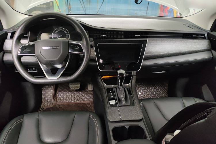 Used Venucia D60 2021 PLUS 1.6L XL CVT Yue Ling Edition Center Console
