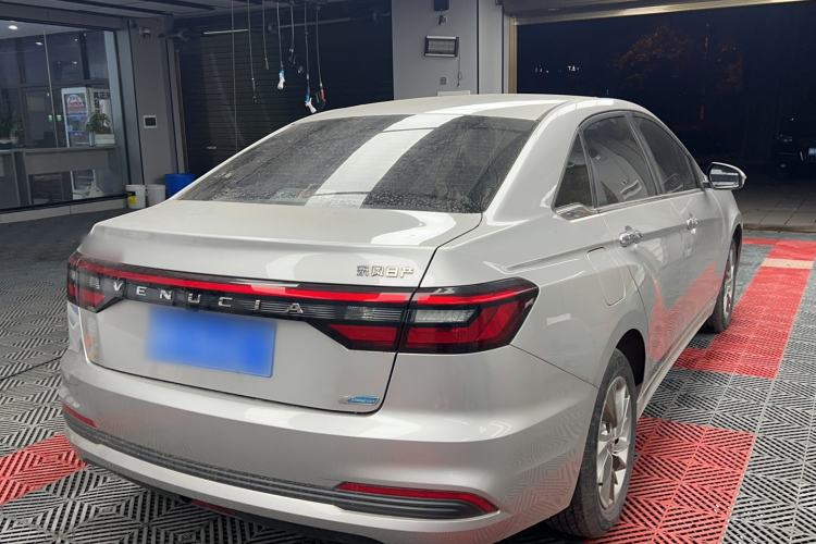 Used Venucia D60 2021 PLUS 1.6L XL CVT Yue Ling Edition Exterior 3