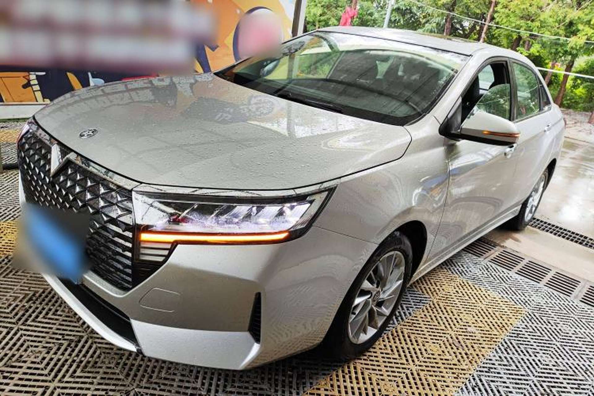 Used Venucia D60 2021 PLUS 1.6L XL CVT Yue Ling Edition Front Left 45 Deg