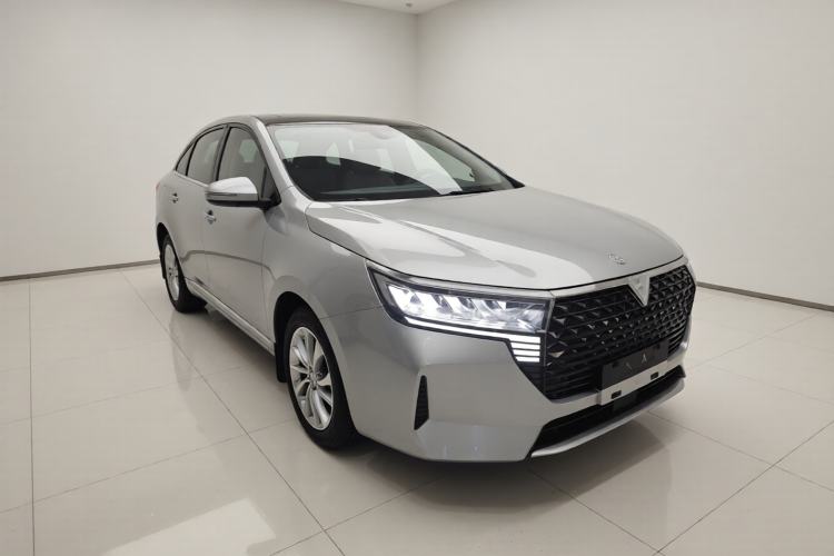 Used Venucia D60 2021 PLUS 1.6L XL CVT Yue Ling Edition Front Right 45 Deg