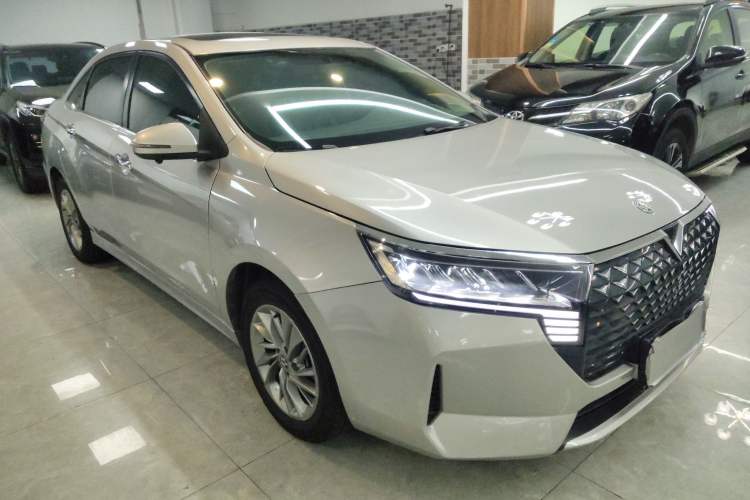 Used Venucia D60 2021 PLUS 1.6L XL CVT Yue Ling Edition Front Right 45 Deg
