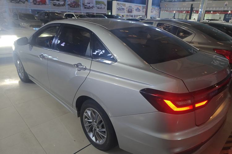 Used Venucia D60 2021 PLUS 1.6L XL CVT Yue Ling Edition Rear Left 45 Deg