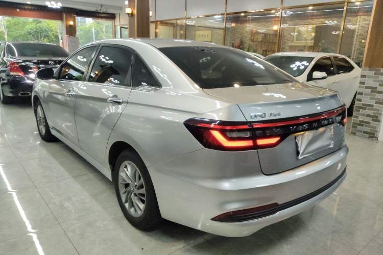 Used Venucia D60 2021 PLUS 1.6L XL CVT Yue Ling Edition Rear Left 45 Deg