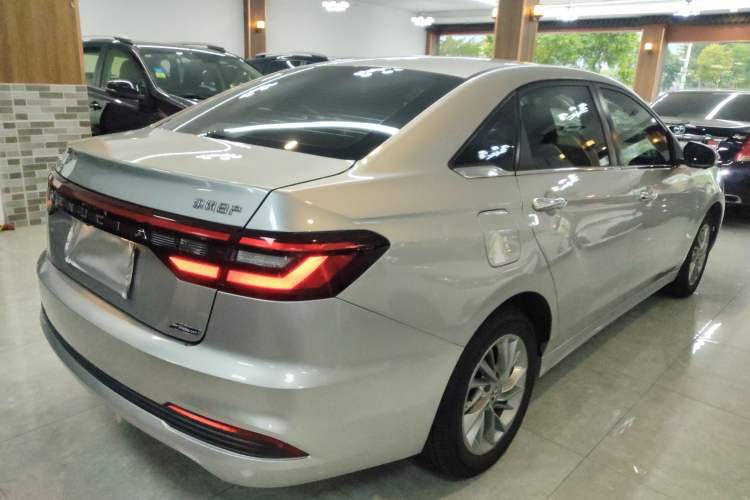 Used Venucia D60 2021 PLUS 1.6L XL CVT Yue Ling Edition Rear Right 45 Deg