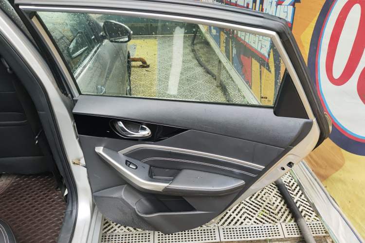Used Venucia D60 2021 PLUS 1.6L XL CVT Yue Ling Edition Right Rear Door Interior