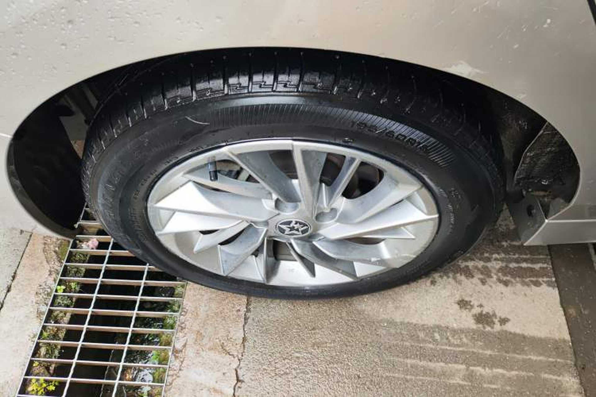 Used Venucia D60 2021 PLUS 1.6L XL CVT Yue Ling Edition Right Rear Wheel Hub