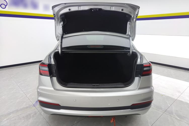Used Venucia D60 2021 PLUS 1.6L XL CVT Yue Ling Edition Trunk