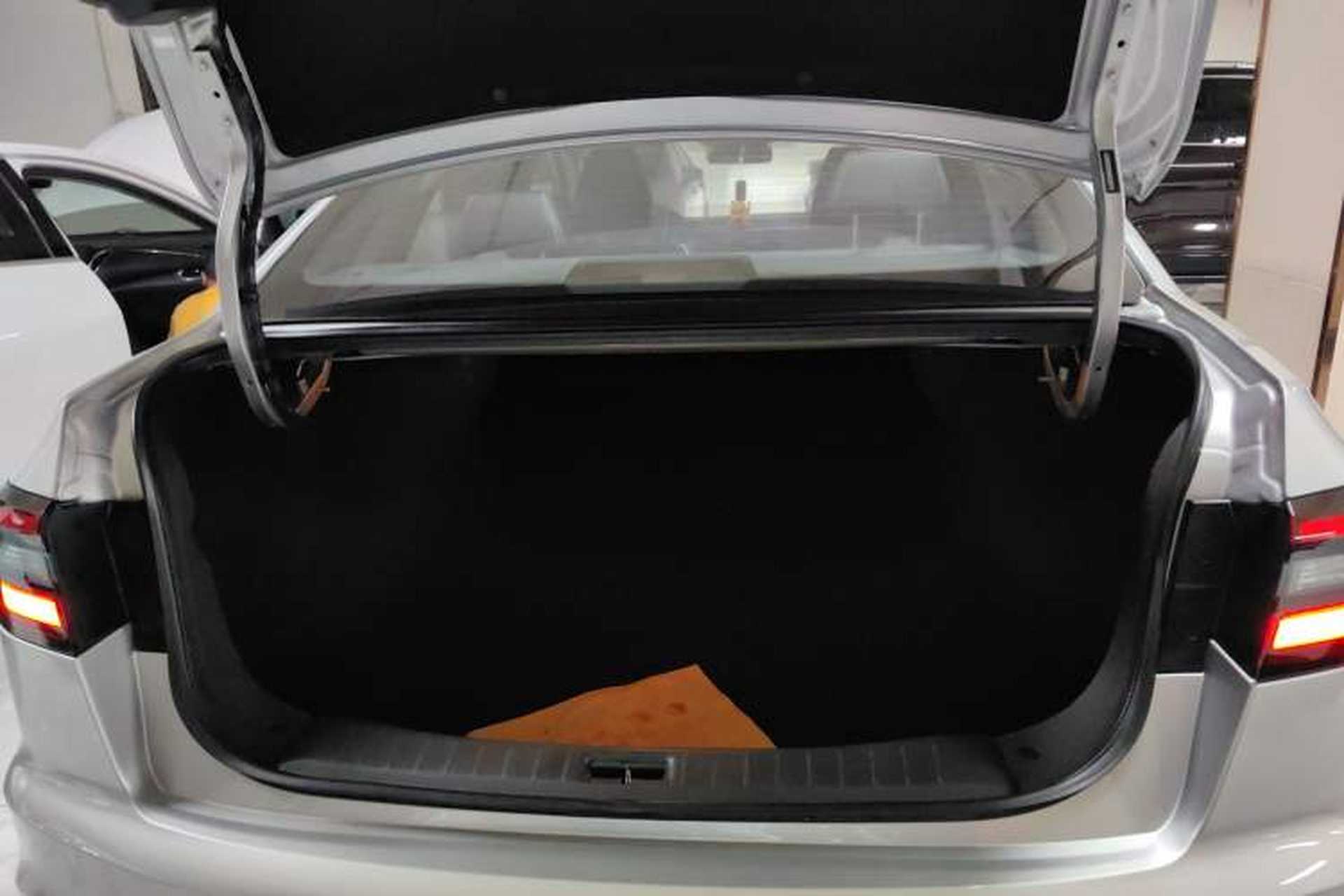 Used Venucia D60 2021 PLUS 1.6L XL CVT Yue Ling Edition Trunk