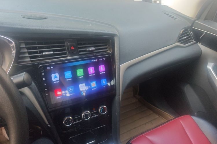 Used Venucia D60 2021 1.6L Entry Manual Comfort Edition Audio And AC Panel