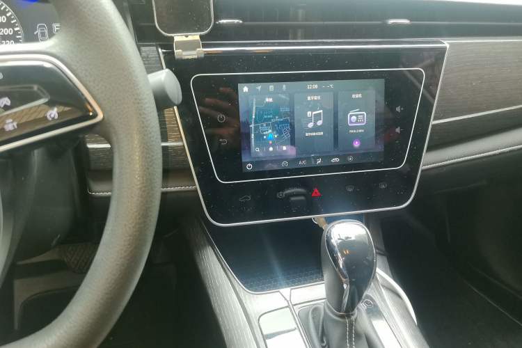 Used Venucia D60 2021 PLUS 1.6L XL CVT Yue Ling Edition Audio And AC Panel