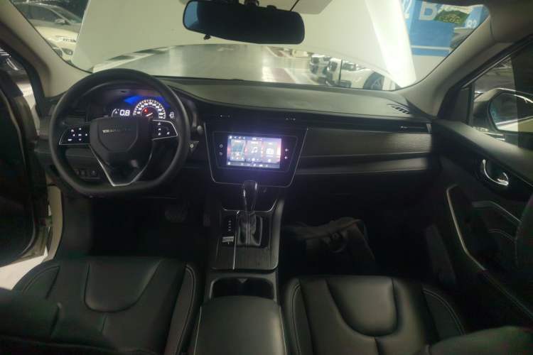Used Venucia D60 2021 PLUS 1.6L XL CVT Yue Ling Edition Audio And AC Panel