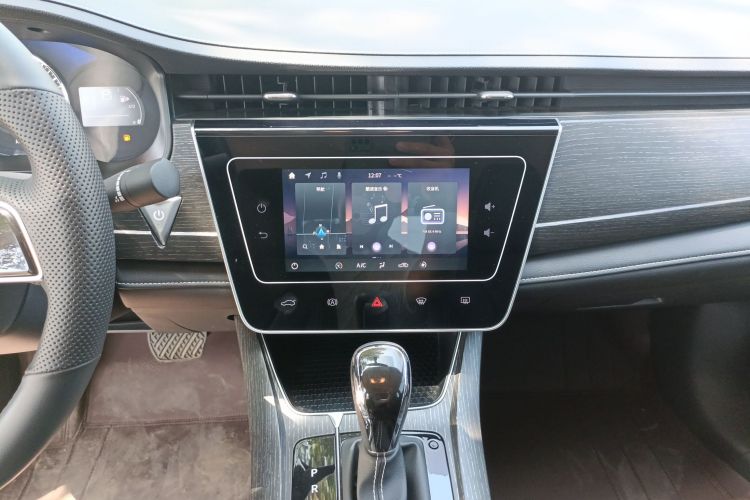 Used Venucia D60 2021 PLUS 1.6L XL CVT Yue Ling Edition Audio And AC Panel